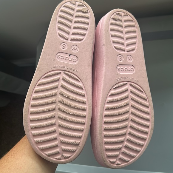 CROCS Light Pink Platform Slide Sandals - Picture 6 of 6
